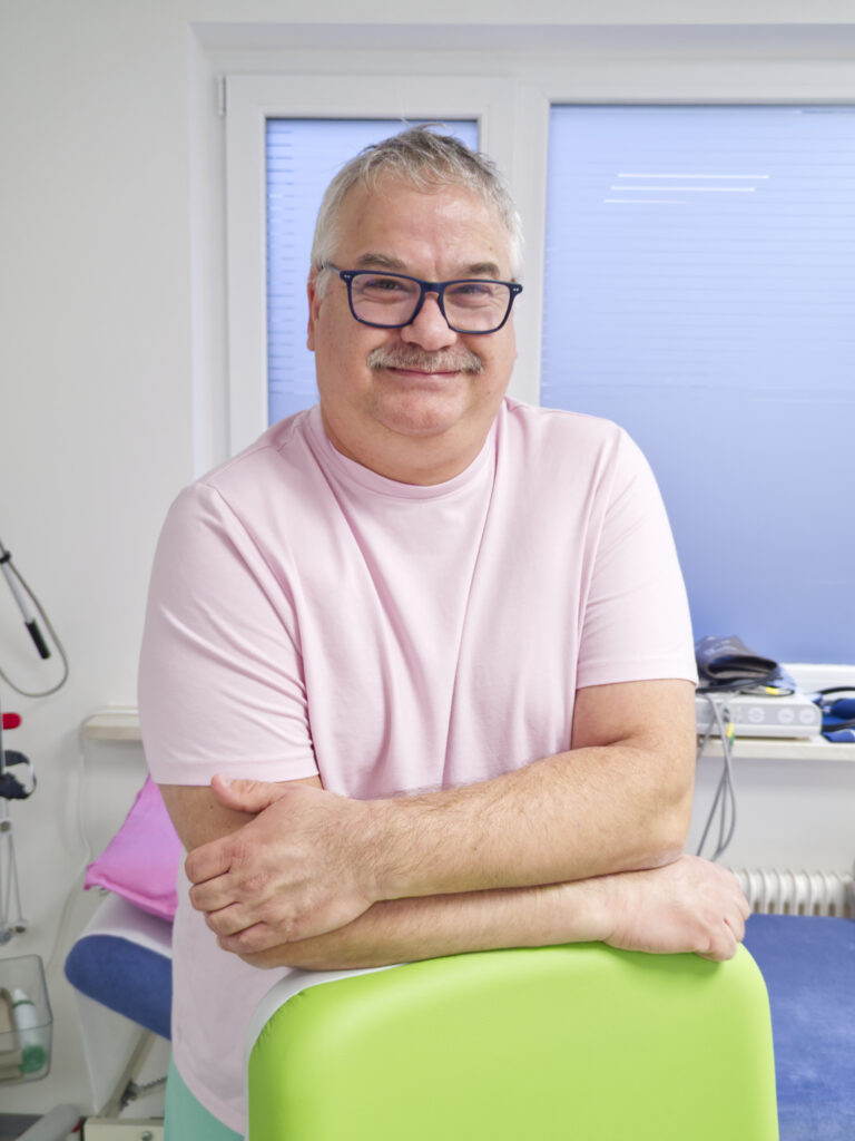 Portraitfoto von Dr. Werner Winkler